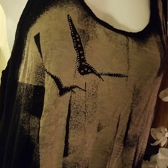 🌞SALE FOREVER 21 TANK TOP - Picture 2 of 2